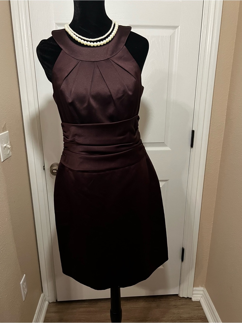 David's Bridal Sleeveless Evening Bridesmaid Cocktail Dress